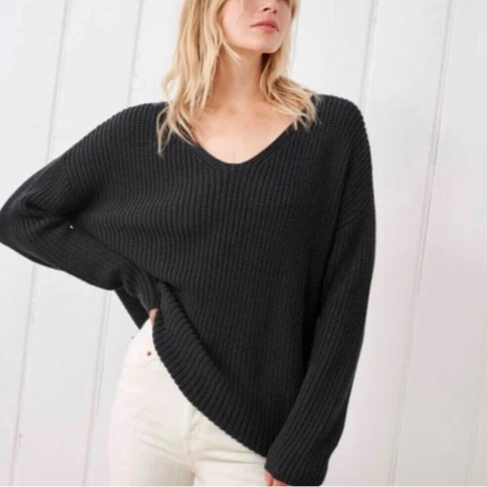 Jenni Kayne Black V-Neck Sweater